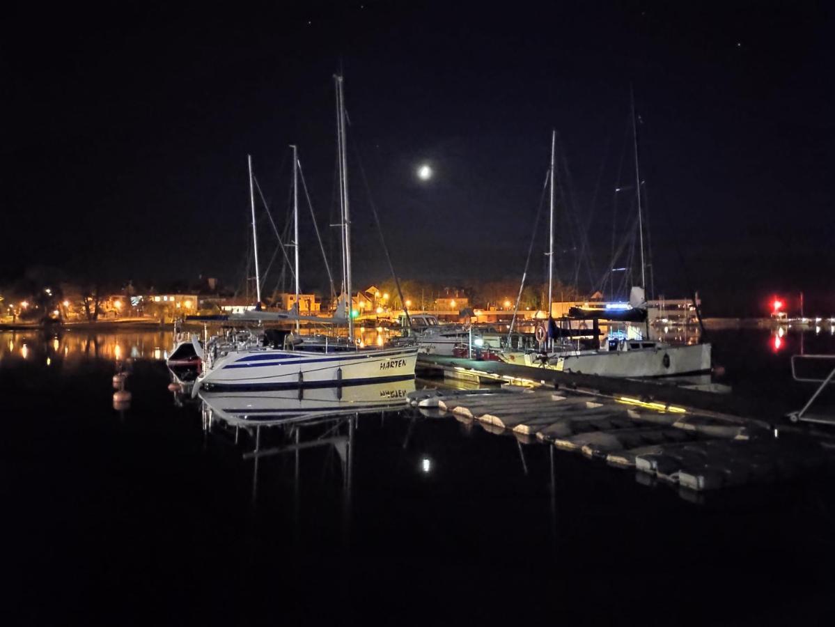 River View - Widok Na Wode, Parking W Hali, Winda, 3Pok I 5 Lozek, Klima, Netflix I Max, Centrum Iława Exteriér fotografie